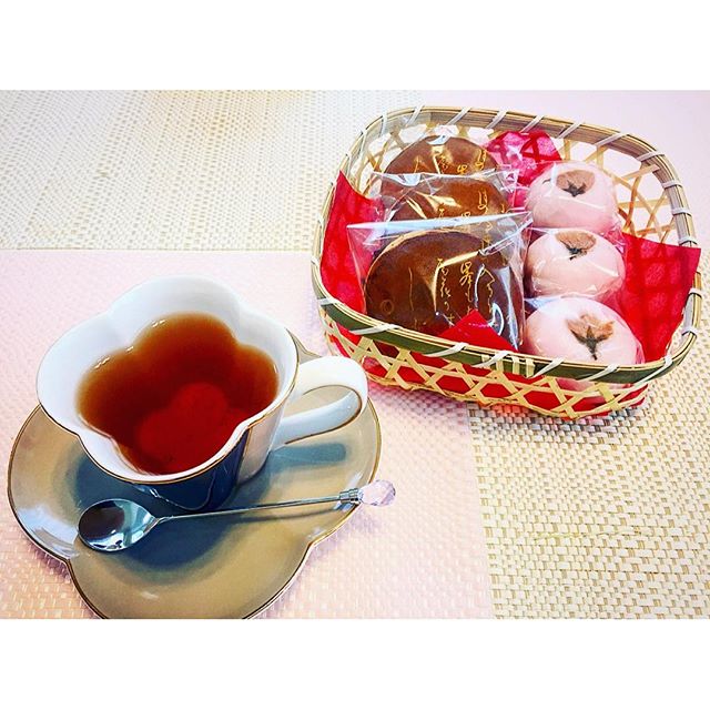 .、、、、、、、、、、、、、、#spring #homeparty #teatime #japan #sweets#cherryblossom #tea