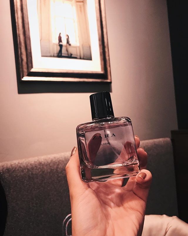 @zara の香水初めて買った。♡ボトルもかわいい🍋#perfume #starbucks